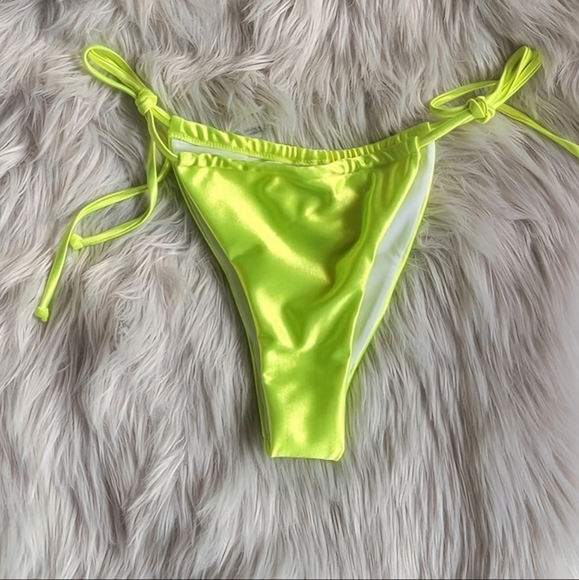 Yellow Bikini (Neon) - Picture 7 of 9